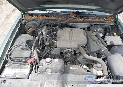 2005 Mercury Grand Marquis Ls/Lse z USA, uszkodzony, nr VIN 2MHHM75W95X607697